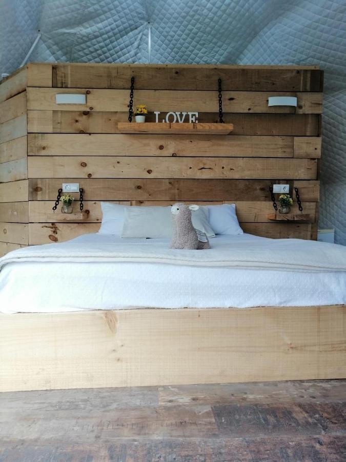 Glamping Quintana 호텔 기욘 외부 사진