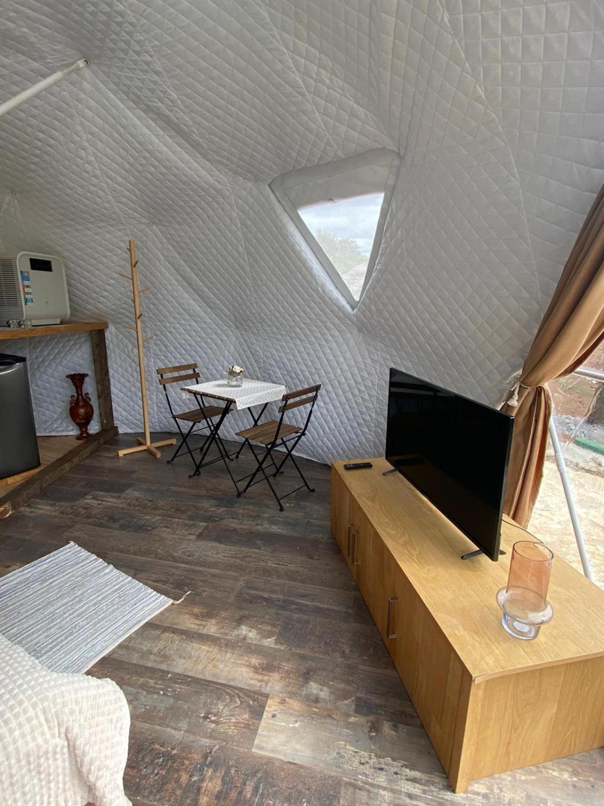 Glamping Quintana 호텔 기욘 외부 사진